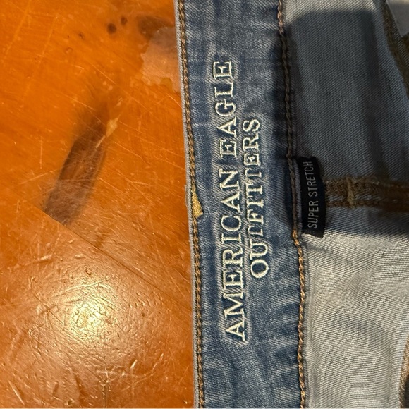 American Eagle Outfitters Light Blue Frayed Jean Shorts - Picture 8 of 10